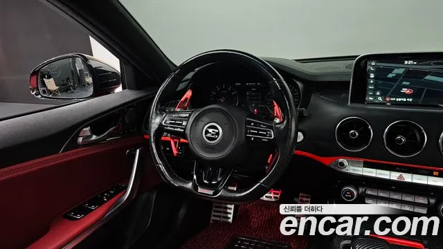 Kia Stinger 2018 — фото 13