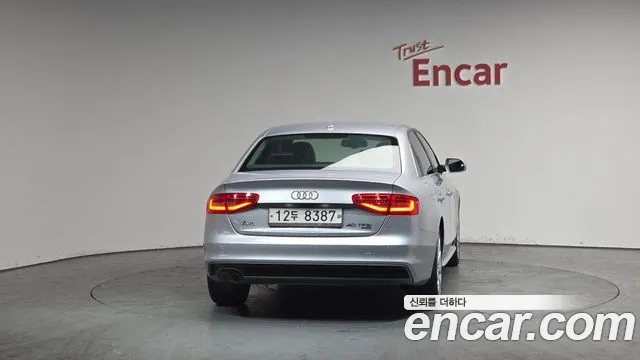 Audi A4 2015 — фото 4