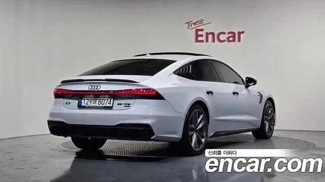 Audi A7 2023 — фото 2