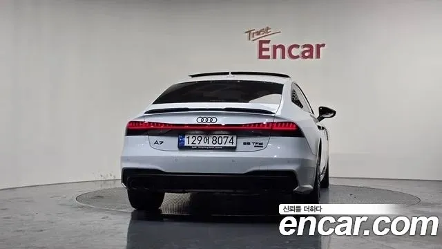 Audi A7 2023 — фото 4
