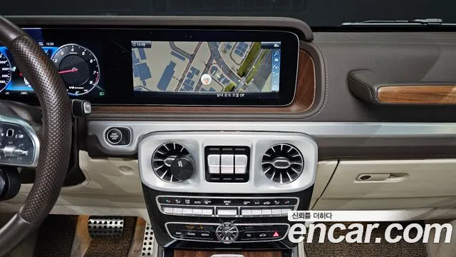 Mercedes-Benz G-Class 2023 — фото 14