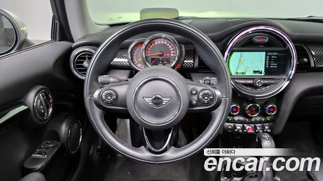 Mini Cooper 2016 — фото 13
