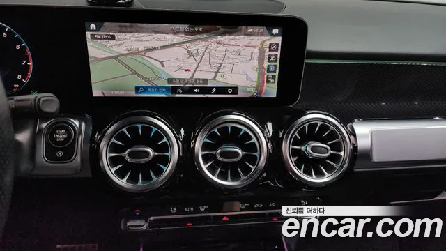 Mercedes-Benz GLB-Class 2020 — фото 14