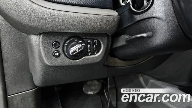 Mini Clubman 2018 — фото 19