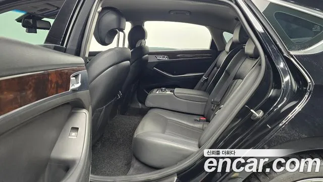 Hyundai Genesis 2016 — фото 12