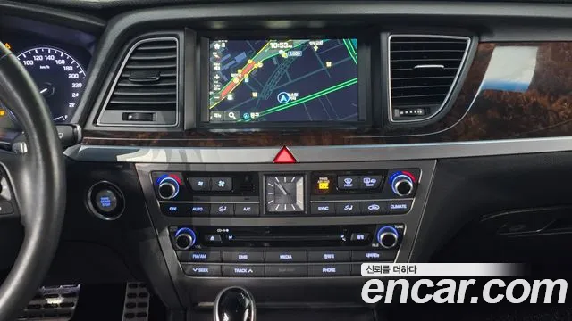 Hyundai Genesis 2016 — фото 15