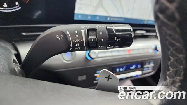 Hyundai Kona 2023 — фото 18