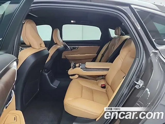 Volvo S90 2021 — фото 12