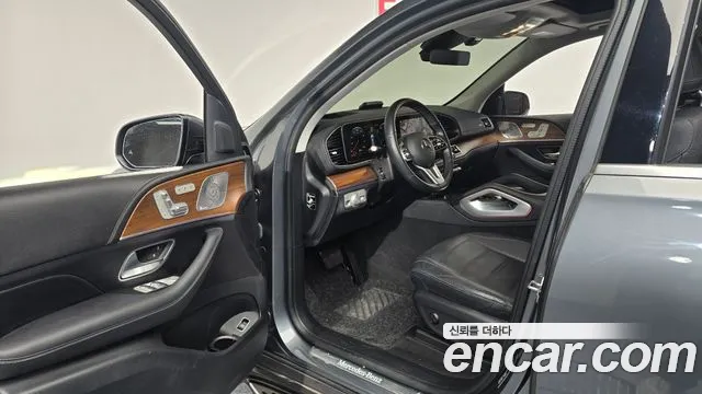 Mercedes-Benz GLE-Class 2021 — фото 10