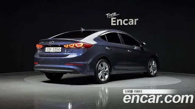 Hyundai AVANTE 2017 — фото 2
