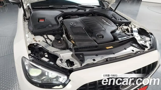 Mercedes-Benz E-Class 2023 — фото 6