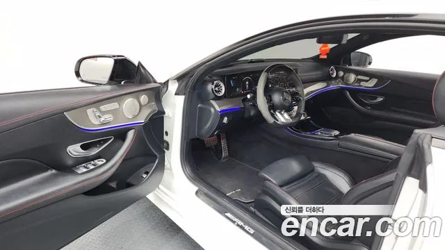 Mercedes-Benz E-Class 2023 — фото 10