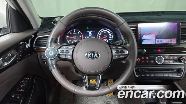 Kia K7 2018 — фото 13