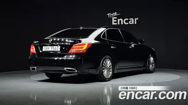 Hyundai Equus 2015 — фото 2