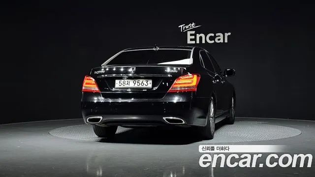 Hyundai Equus 2015 — фото 4