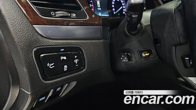 Hyundai Equus 2015 — фото 16