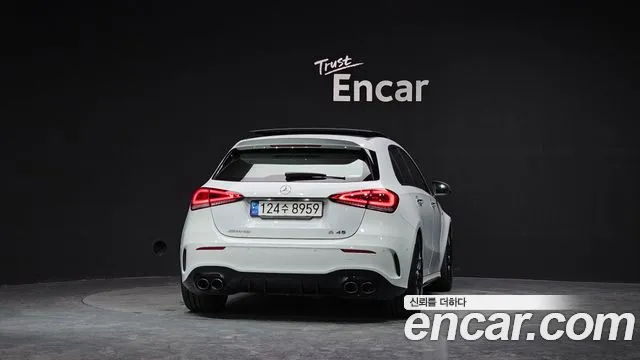 Mercedes-Benz A-Class 2023 — фото 3