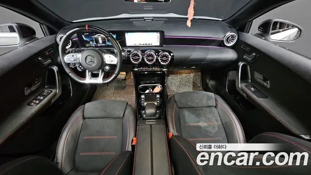 Mercedes-Benz A-Class 2023 — фото 6