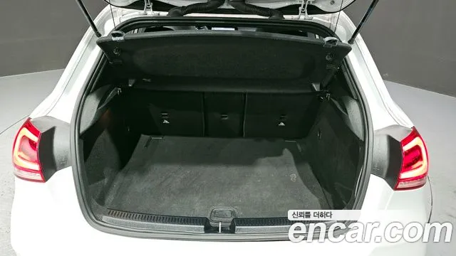 Mercedes-Benz A-Class 2023 — фото 19