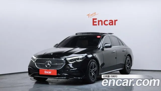 Mercedes-Benz E-Class 2025 — фото 1