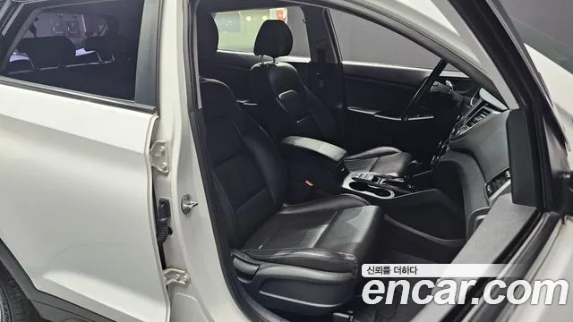 Hyundai Tucson 2017 — фото 11