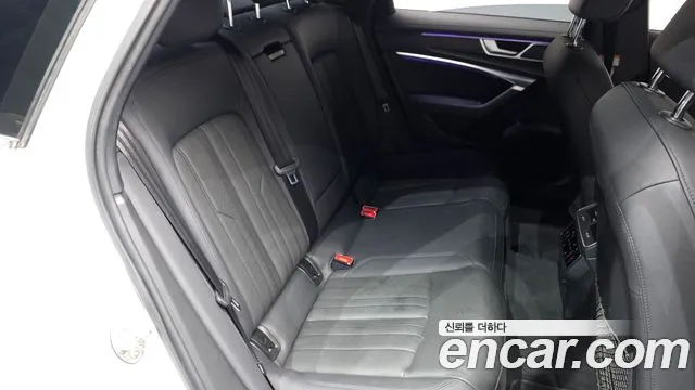 Audi A6 2021 — фото 11