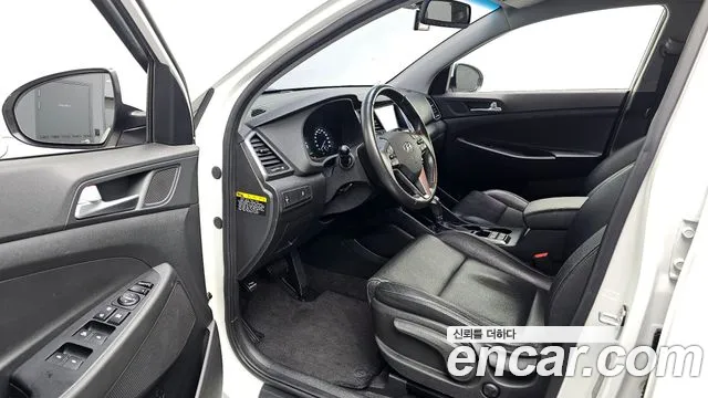 Hyundai Tucson 2017 — фото 10