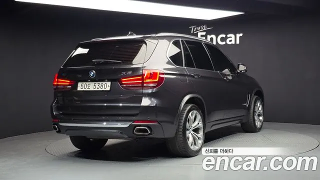 BMW X5 2018 — фото 2