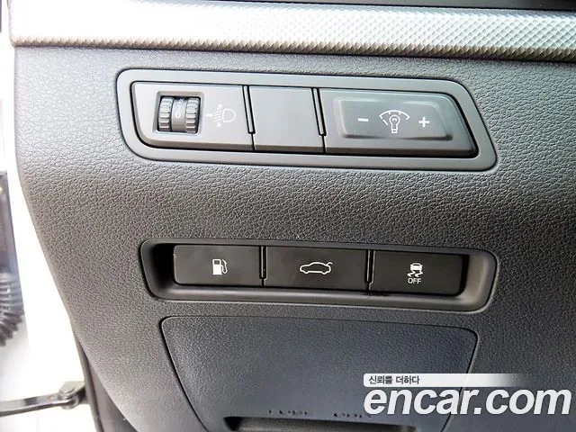 Hyundai Sonata 2018 — фото 12