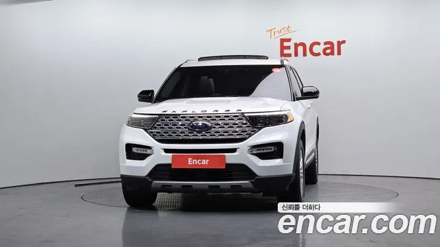 Ford Explorer 2022 — фото 3