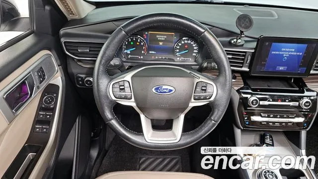 Ford Explorer 2022 — фото 13