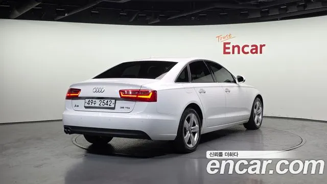 Audi A6 2015 — фото 2