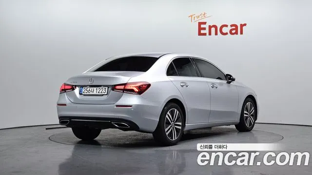 Mercedes-Benz A-Class 2022 — фото 2