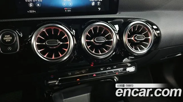 Mercedes-Benz A-Class 2022 — фото 17