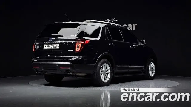 Ford Explorer 2015 — фото 2