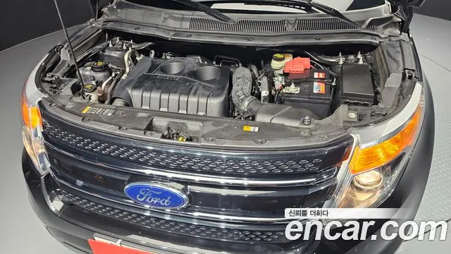 Ford Explorer 2015 — фото 6