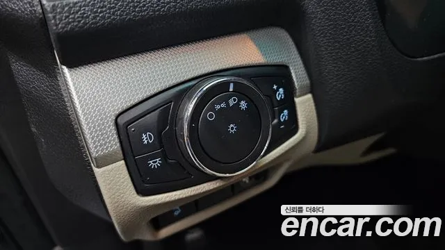 Ford Explorer 2015 — фото 18