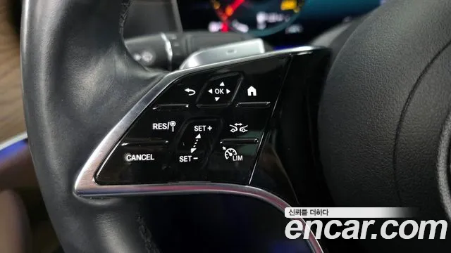 Mercedes-Benz E-Class 2022 — фото 17