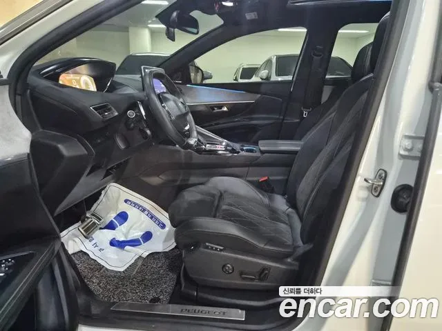 Peugeot 5008 2021 — фото 11