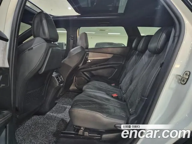 Peugeot 5008 2021 — фото 12