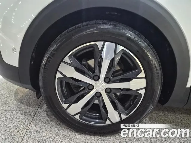 Peugeot 5008 2021 — фото 17