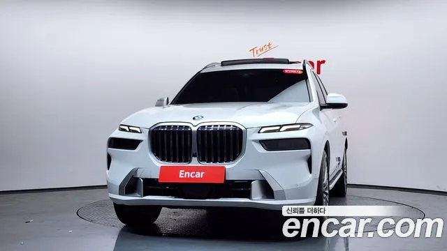 BMW X7 2023 — фото 2