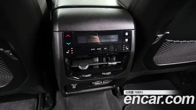 Jeep Cherokee 2021 — фото 18