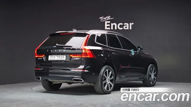Volvo XC60 2018 — фото 2