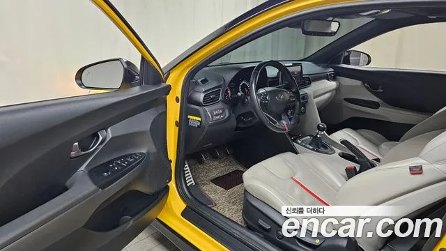 Hyundai Veloster 2018 — фото 10
