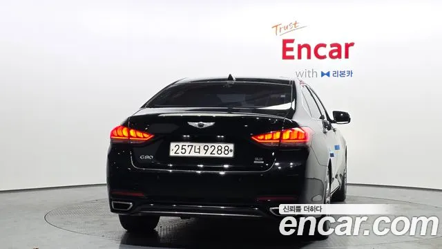 Genesis G80 2017 — фото 4