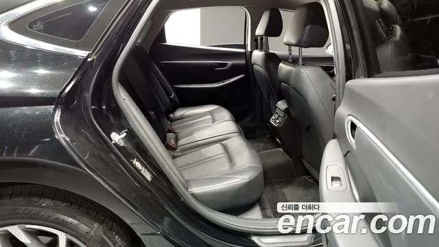 Hyundai Sonata 2020 — фото 11