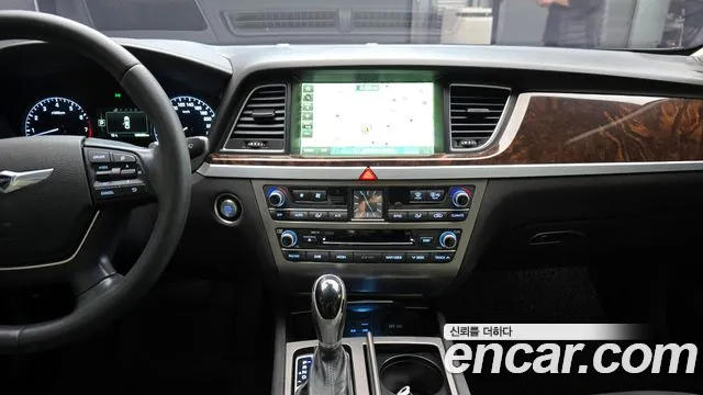 Hyundai Genesis 2014 — фото 19