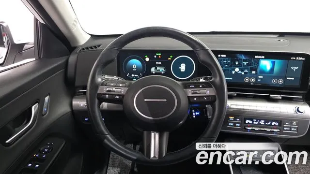 Hyundai Kona 2023 — фото 12