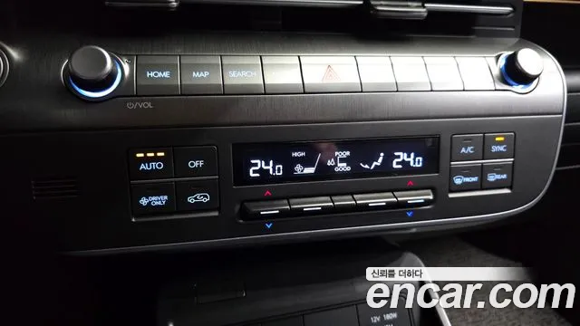 Hyundai Kona 2023 — фото 15